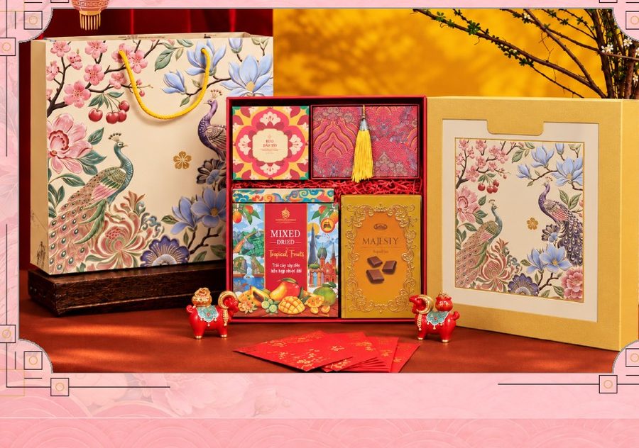 Set 13 · Loan Phụng Hòa Minh